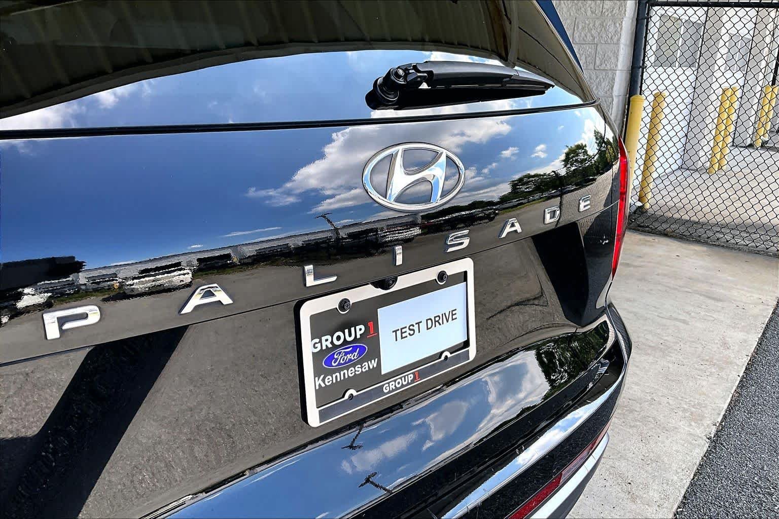 Certified Used 2023 Abyss Black Pearl Hyundai Limited image 30