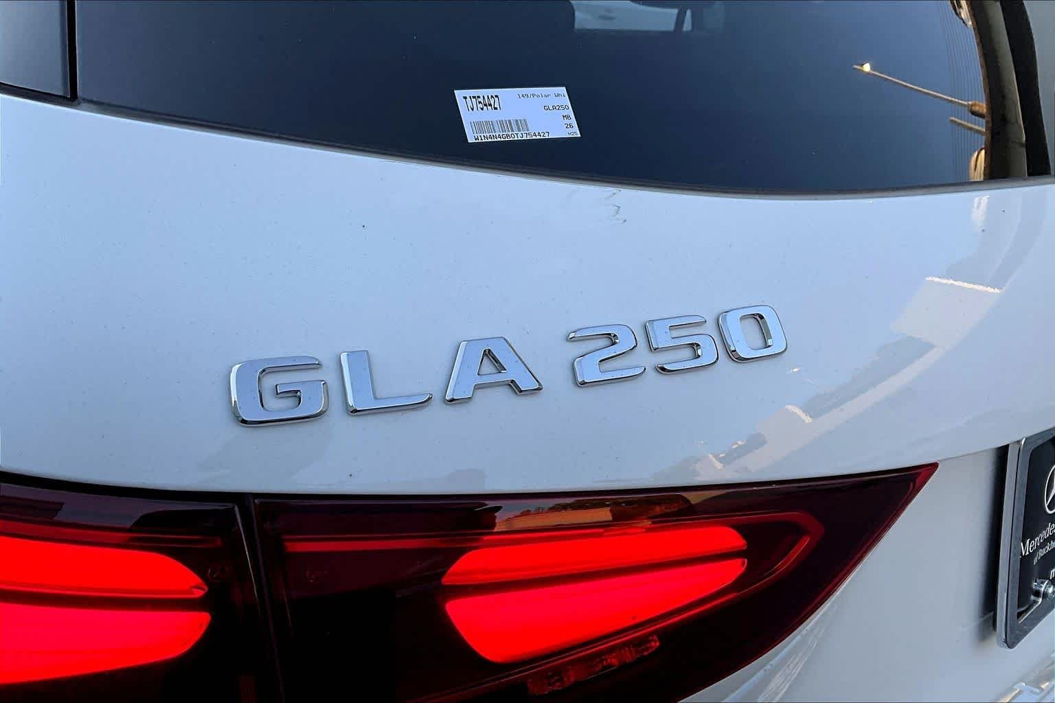 Certified Used 2026 Polar White Mercedes-Benz GLA 250 image 29