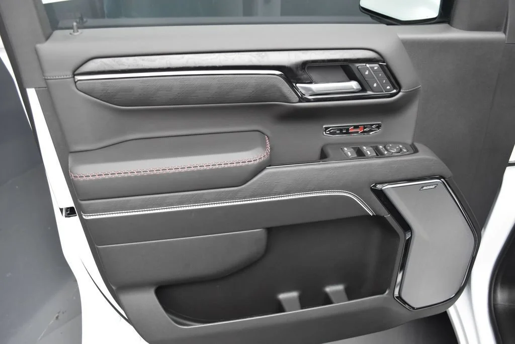 2026 GMC Sierra 1500 AT4X - Photo 20