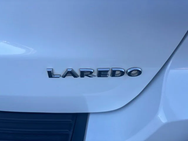 Used 2014 White Jeep Laredo image 6