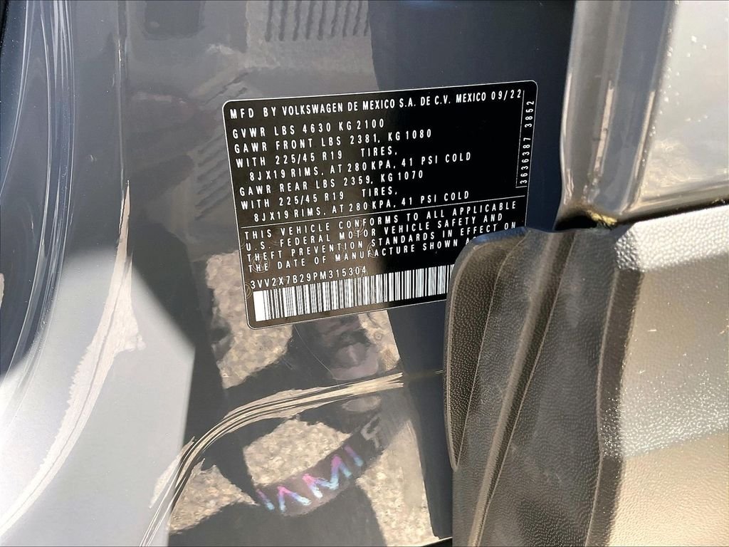 Certified Used 2023 Gray Volkswagen 1.5T SEL image 33