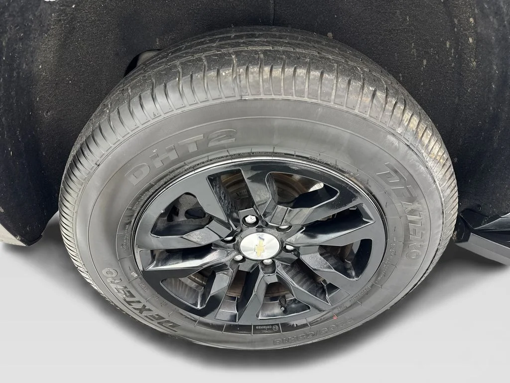 Used 2021 Gray Chevrolet LT image 87