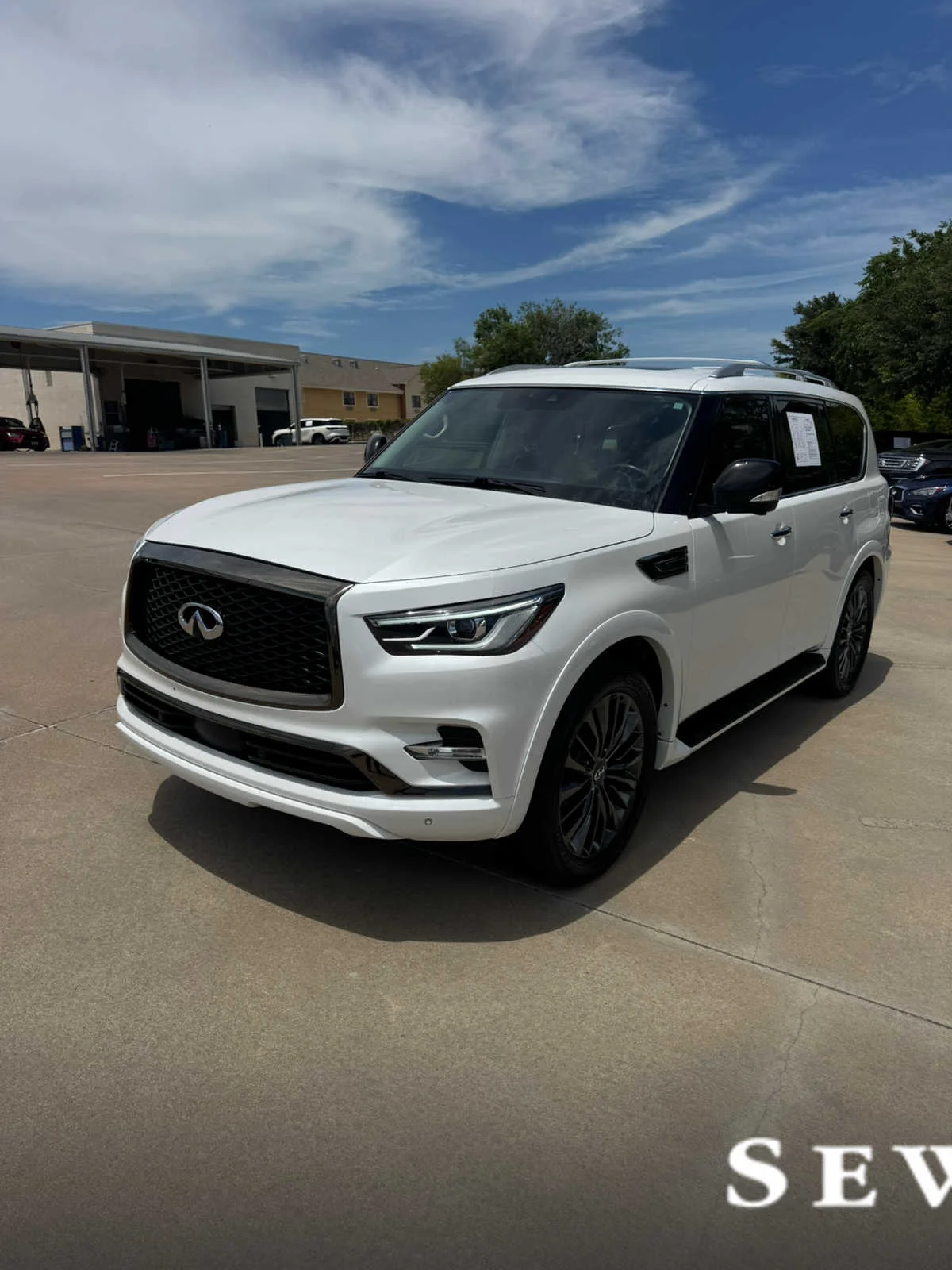 2021 INFINITI QX80 PREMIUM SELECT 4WD's photo