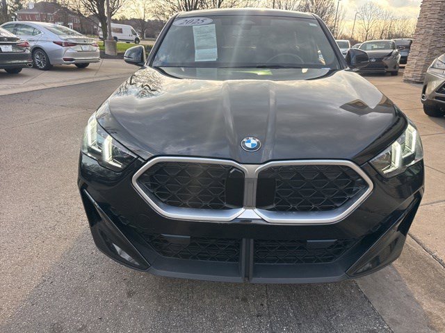 Used 2025 Black Sapphire Metallic BMW xDrive28i image 7