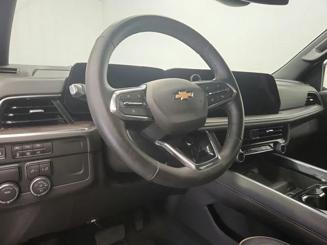 Used 2025 Black Chevrolet Premier image 44