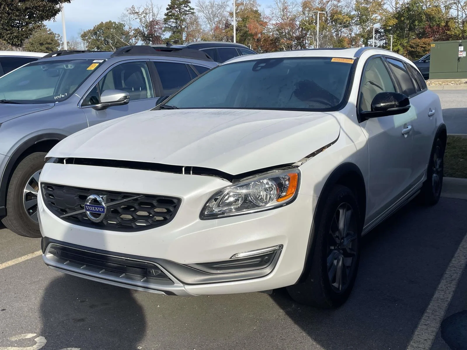 Used 2016 Crystal White Pearl Volvo T5 image 2