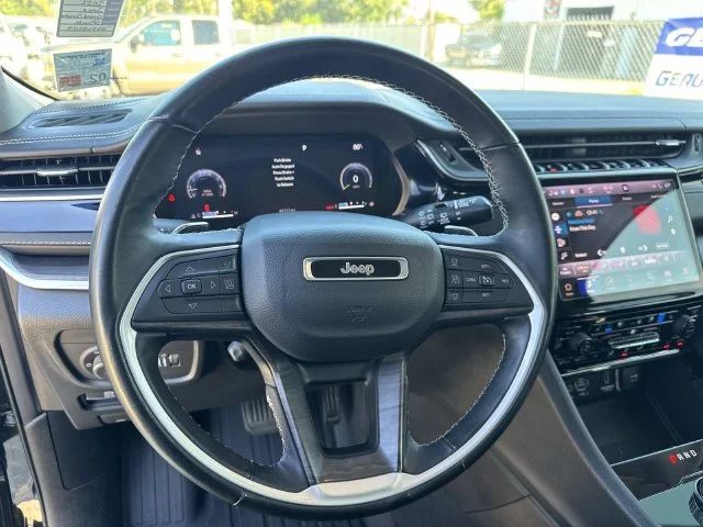 Used 2022 Black Jeep Limited image 36
