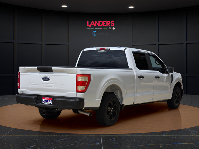 Used 2022 White Ford XL image 4