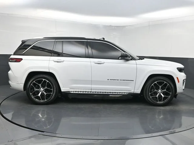 1C4RJHET4P8700458