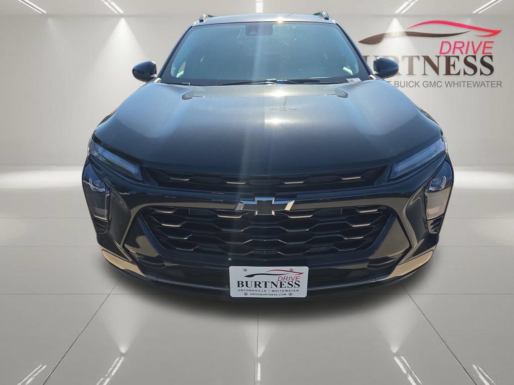 New 2026 Mosaic Black Metallic Chevrolet ACTIV image 2