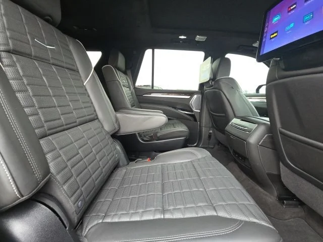 Used 2025 Black Cadillac Sport Platinum image 13