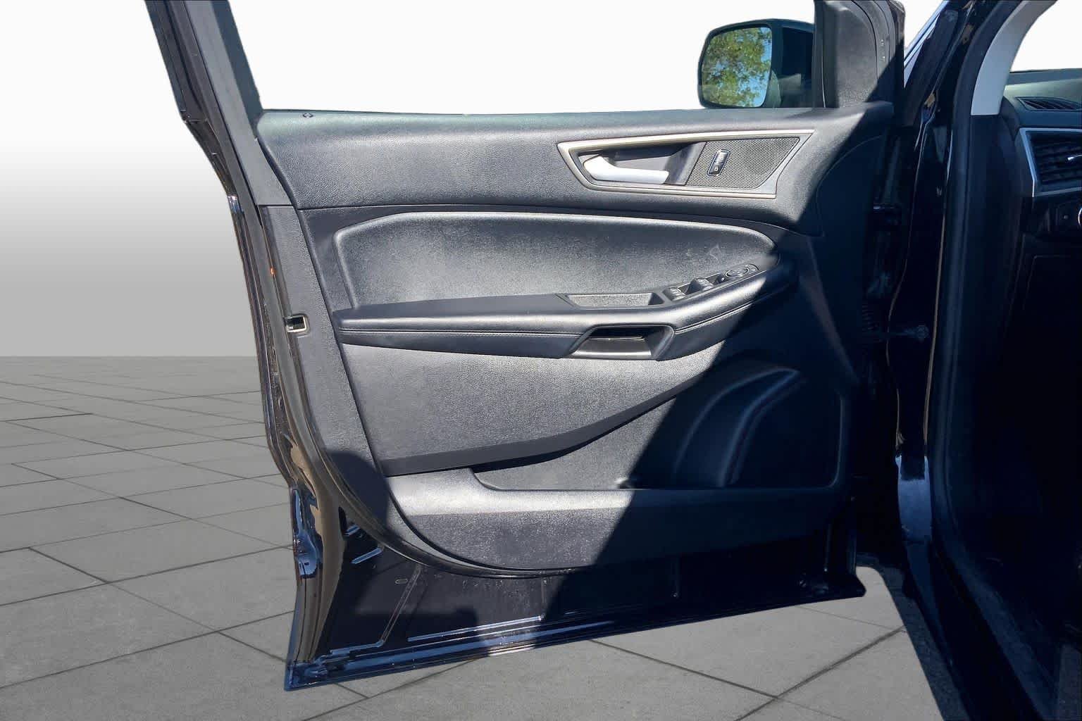 Certified Used 2022 Agate Black Metallic Ford SEL image 22
