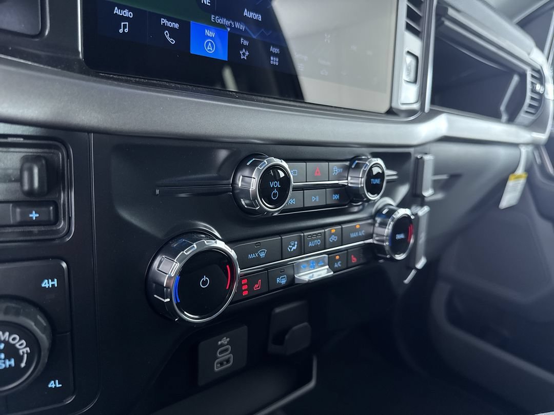 New 2026 Carbonized Gray Metallic Ford XLT image 21