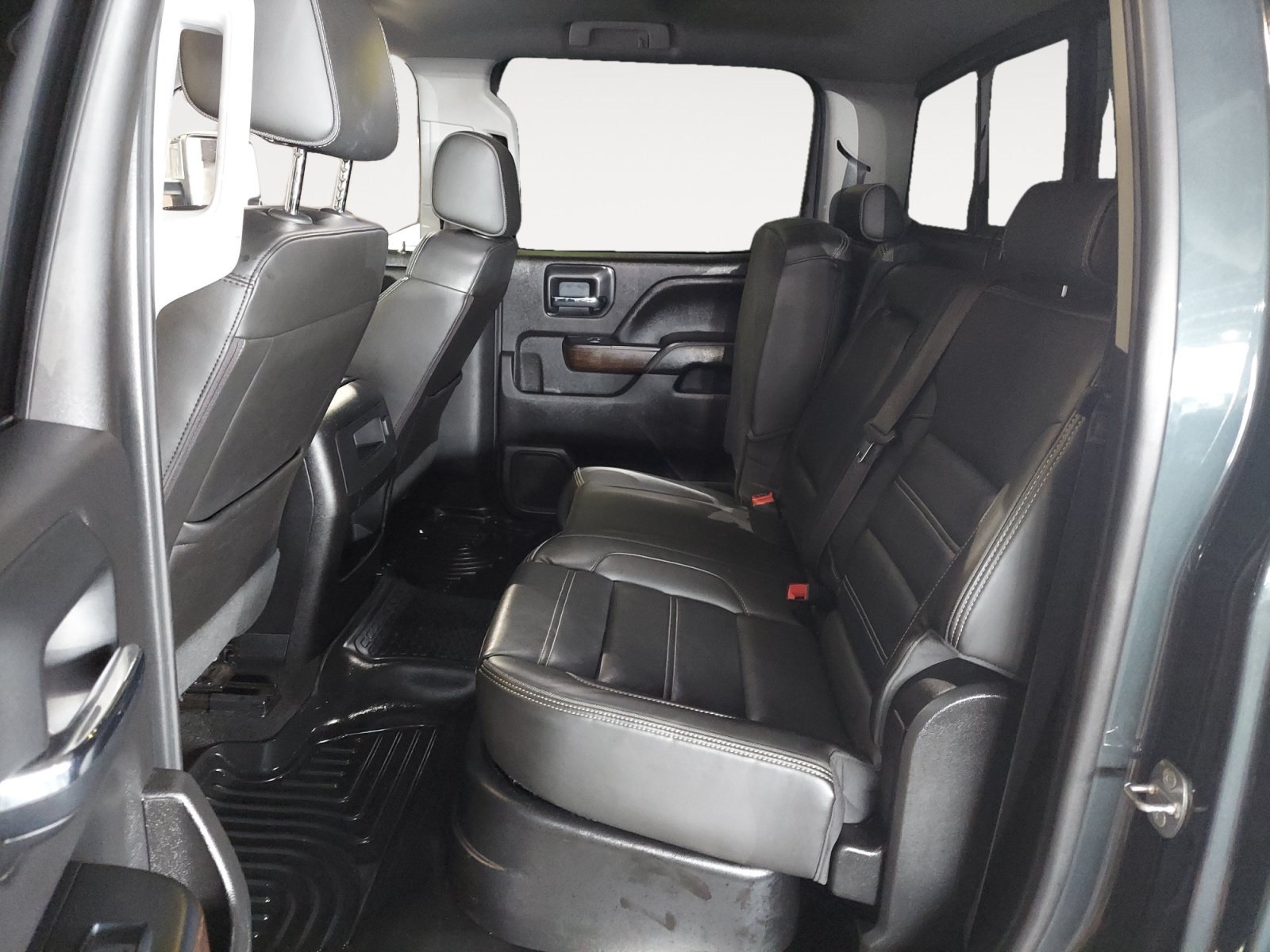 Used 2018 Dark Slate Metallic GMC Denali image 24