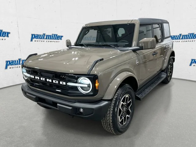 2026 Ford Bronco Outer Banks 4x4's photo