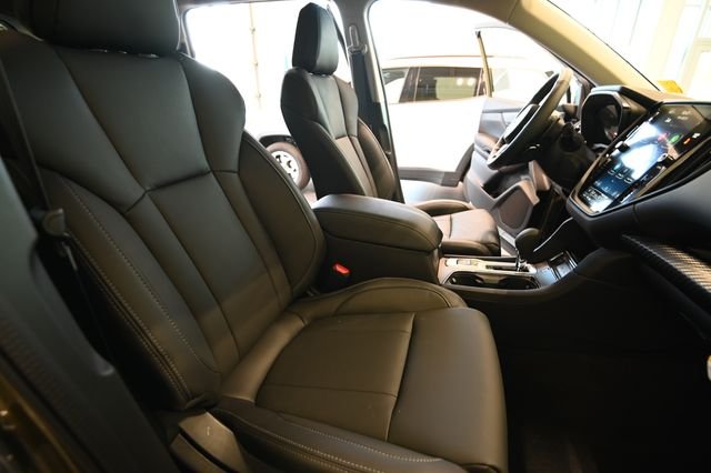 New 2026 AUTUMN GREEN METALLIC Subaru Premium 7-Passenger image 21