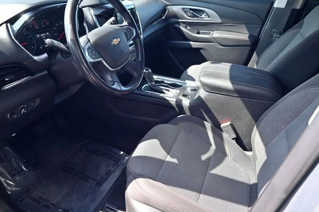 Used 2018 Gray Chevrolet LT image 23