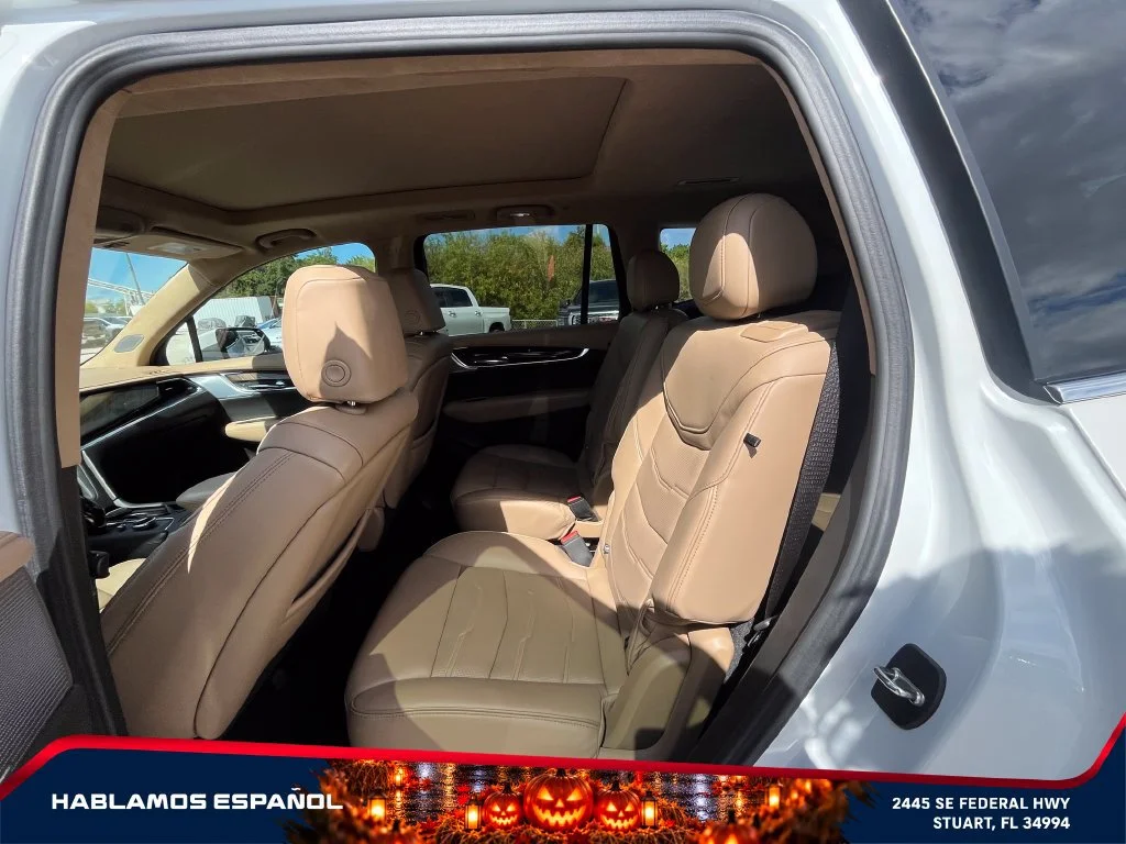 Used 2023 CRYSTAL WHITE TRICOAT Cadillac AWD Premium Luxury image 12