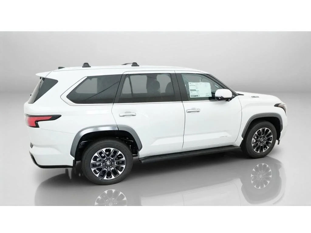 New 2026 Wind Chill Pearl Toyota Limited image 10