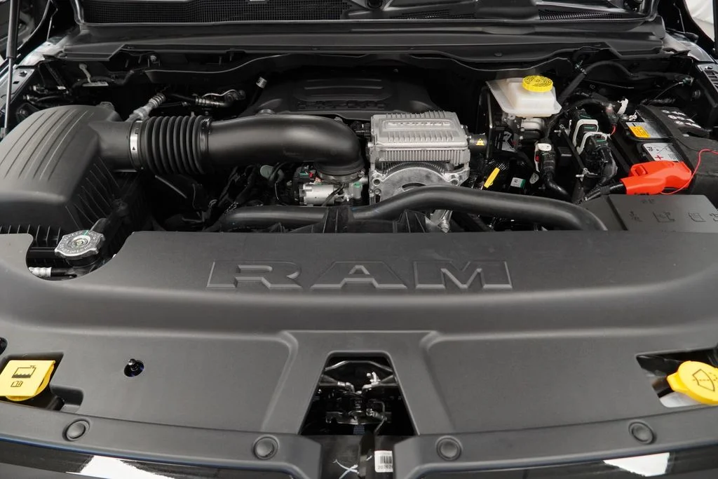 New 2026 Forged Blue Metallic Exterior Paint RAM Laramie image 38