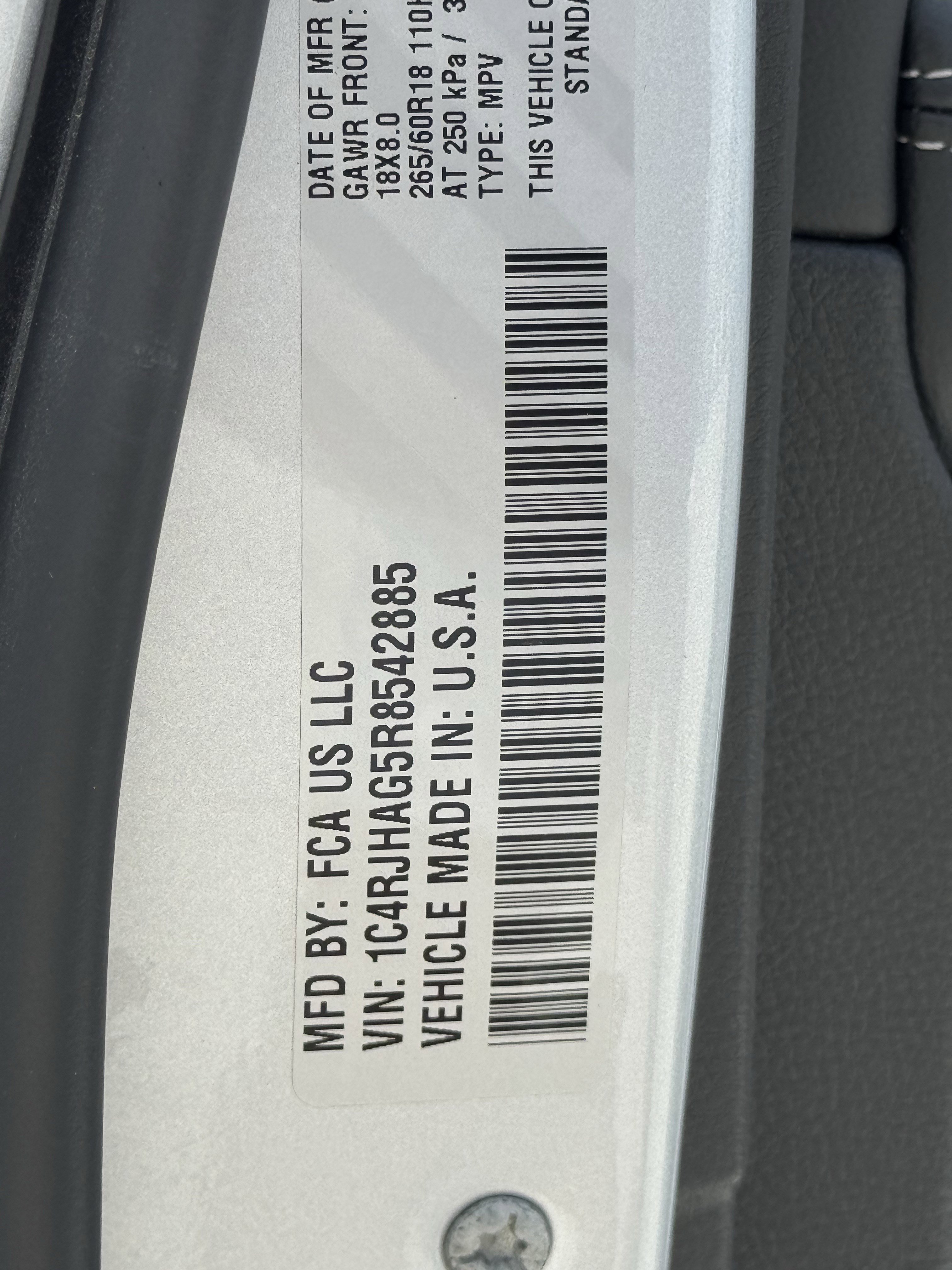 Certified Used 2024 Silver Zynith Jeep Altitude image 31