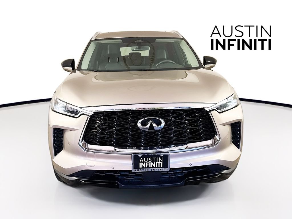 2023 Infiniti QX60 Luxe photo 2