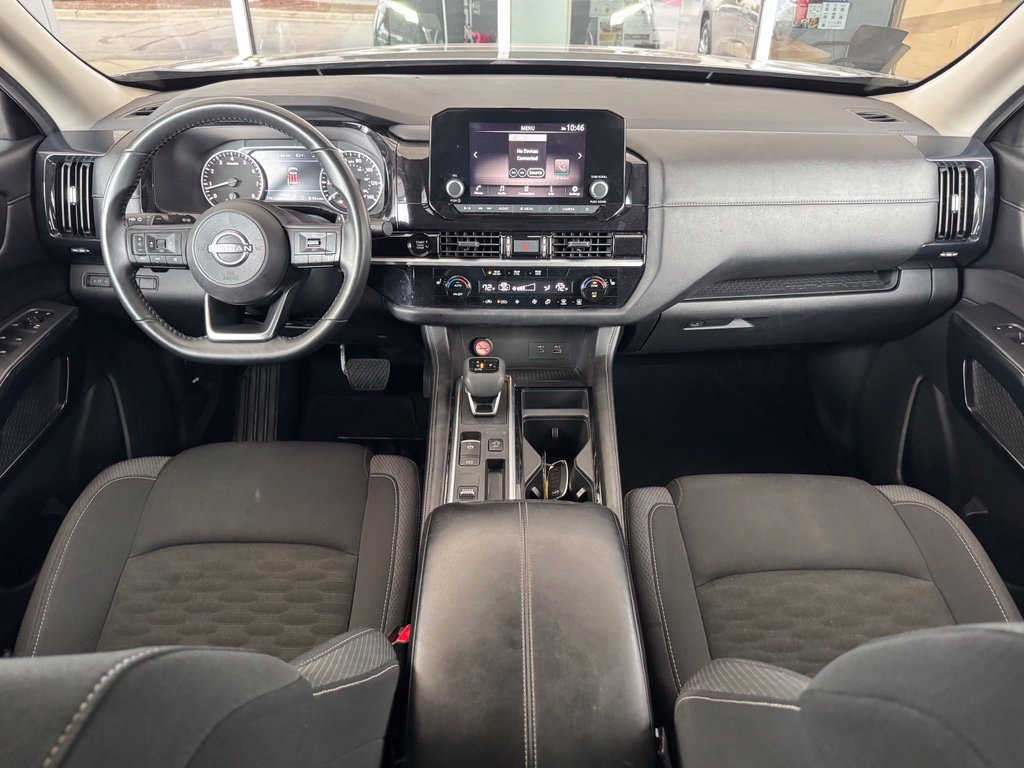Used 2025 Gray Nissan SV image 25