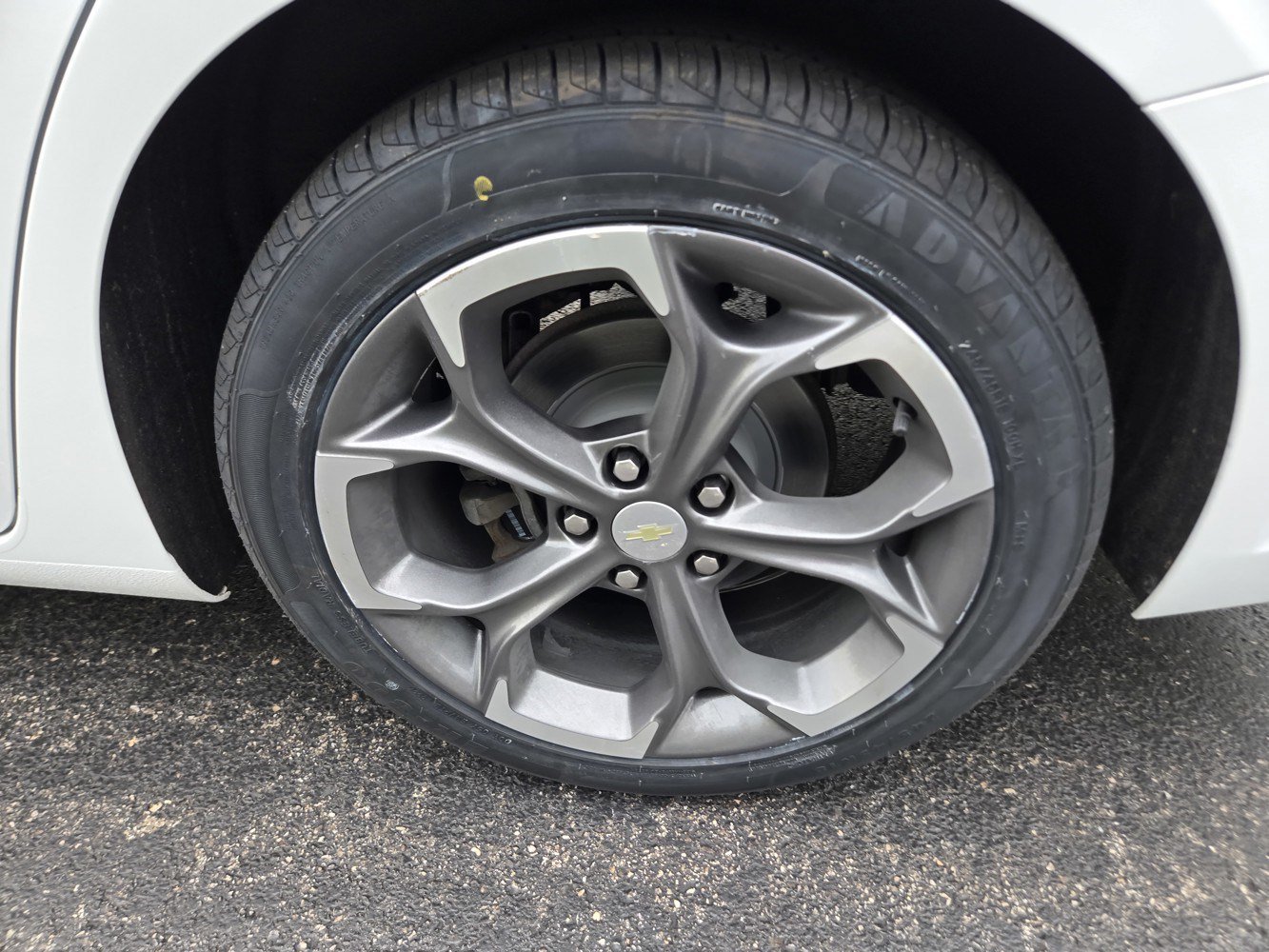 Used 2021 SUMMIT WHITE Chevrolet LT image 41