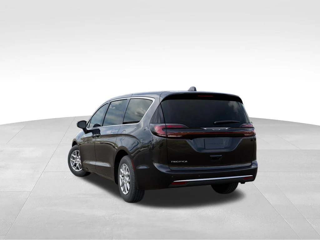 New 2027 Diamond Black Crystal Pearl-Coat Exterior Paint Chrysler Select image 3