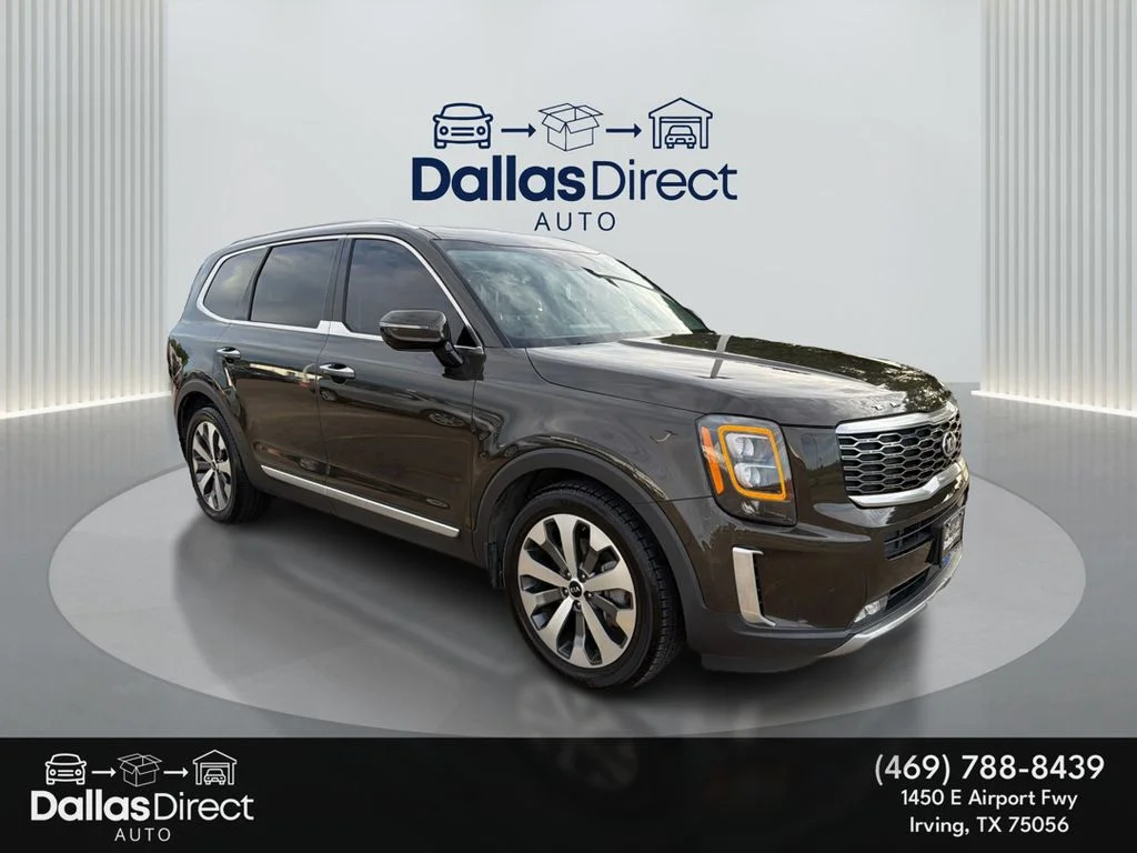 Used 2020 Dark Moss Kia SX image 2
