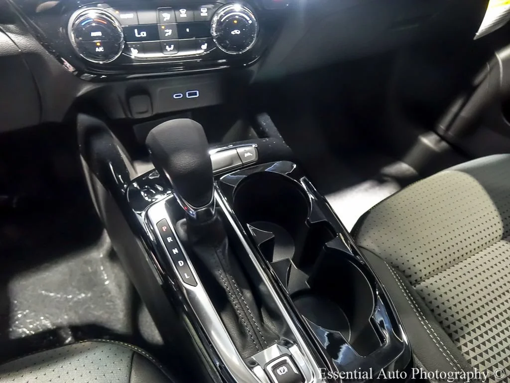 2026 Chevrolet Trax LT - Photo 18