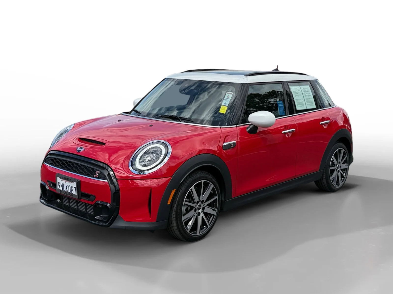2024 MINI Hardtop Cooper S's photo