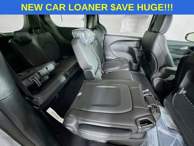 2026 Chrysler Pacifica Select - Photo 26