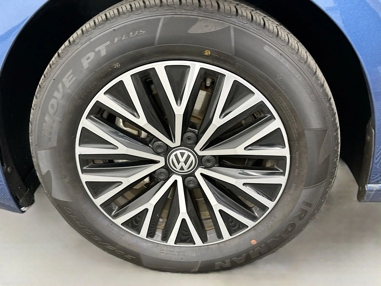 Used 2021 Blue Volkswagen 1.4T SE image 28