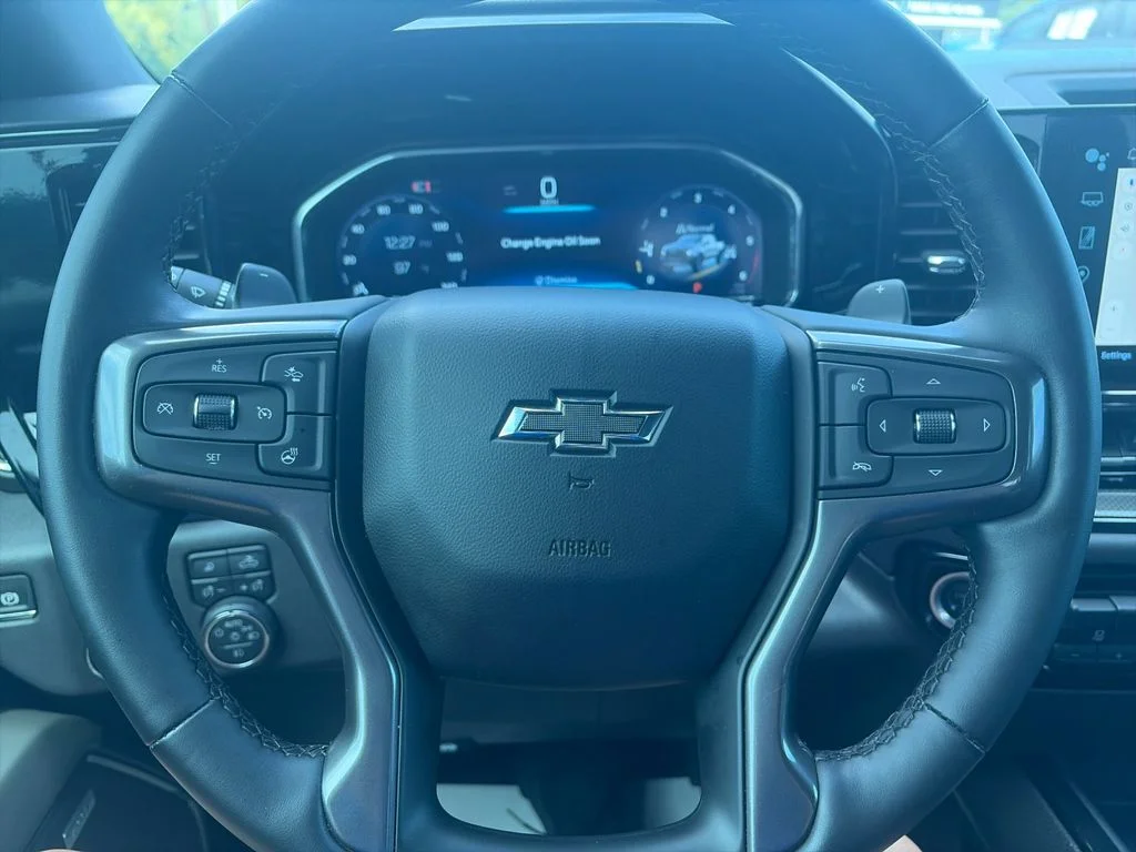 Used 2024 Gray Chevrolet ZR2 image 27
