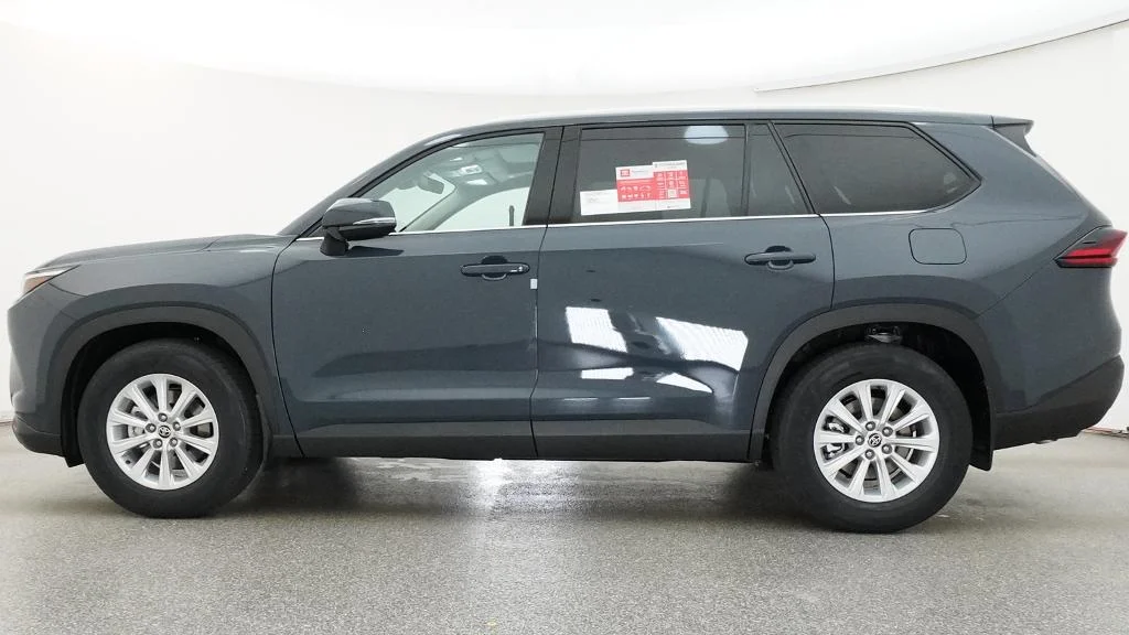 New 2026 Storm Cloud Toyota XLE image 2