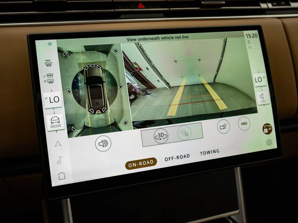 New 2026 Belgravia Green Land Rover SE image 33