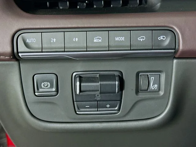 Used 2023 Red Cadillac Sport Platinum image 11