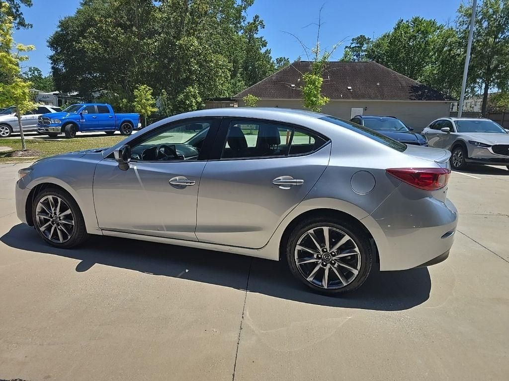 Used 2018 Mazda Mazda3 Touring with VIN 3MZBN1V3XJM206943 for sale in Covington, LA