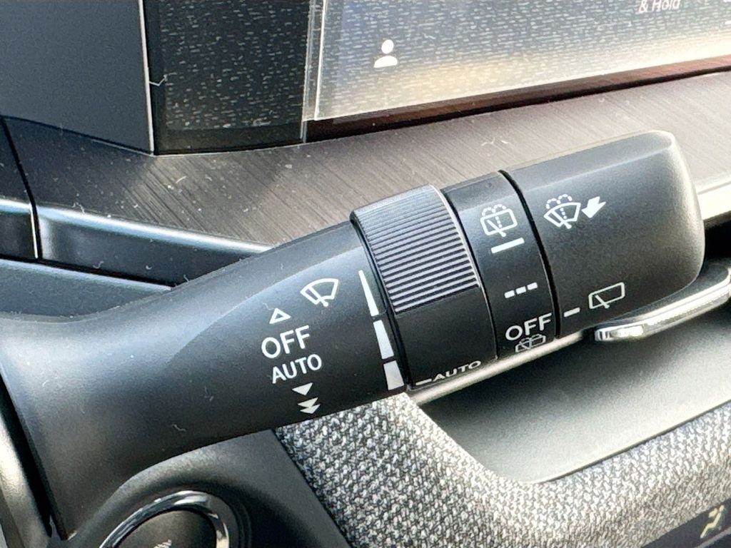 2026 Subaru Outback Limited - Photo 13