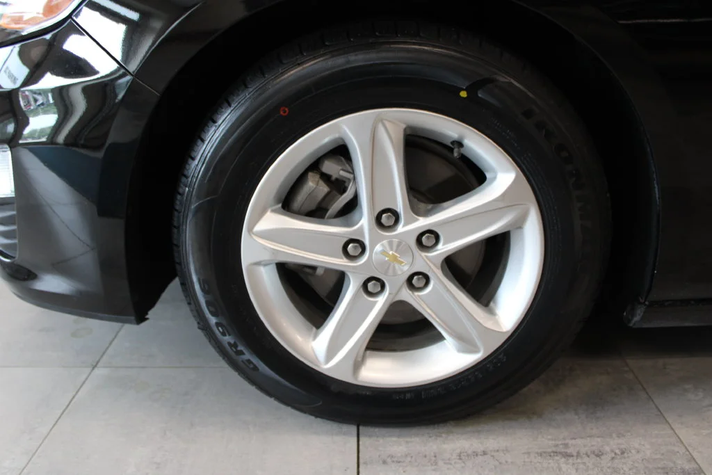 Certified Used 2024 Mosaic Black Metallic Chevrolet LT image 9