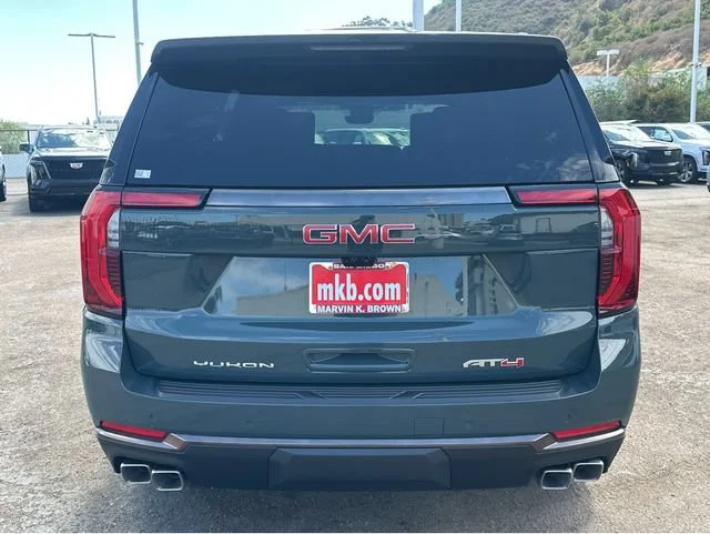 2026 GMC Yukon AT4 Ultimate - Photo 12