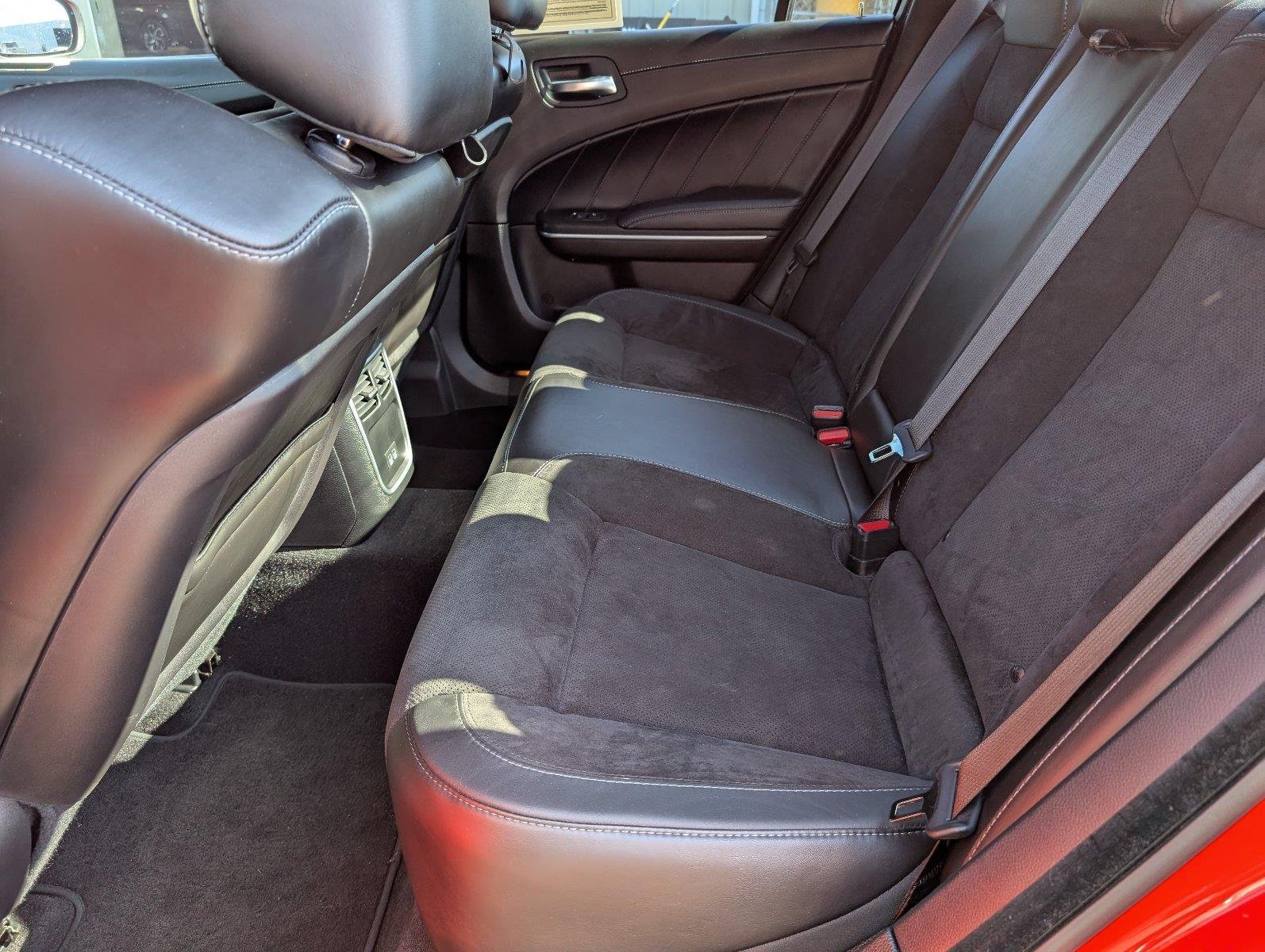 Used 2023 Go Mango Dodge Scat Pack image 36