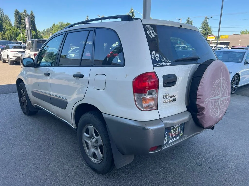 Used 2003  Toyota Base image 5