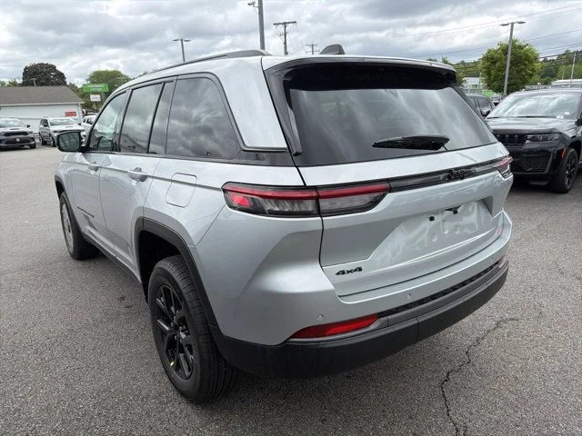 New 2026 Silver Jeep Altitude image 5