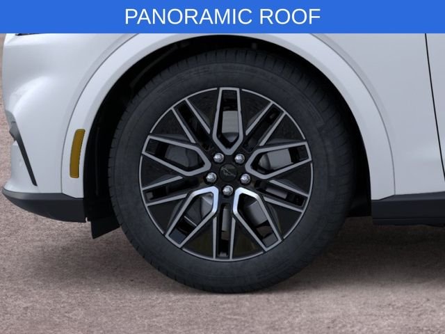 New 2026 Star White Metallic Tri-coat Ford Premium image 19
