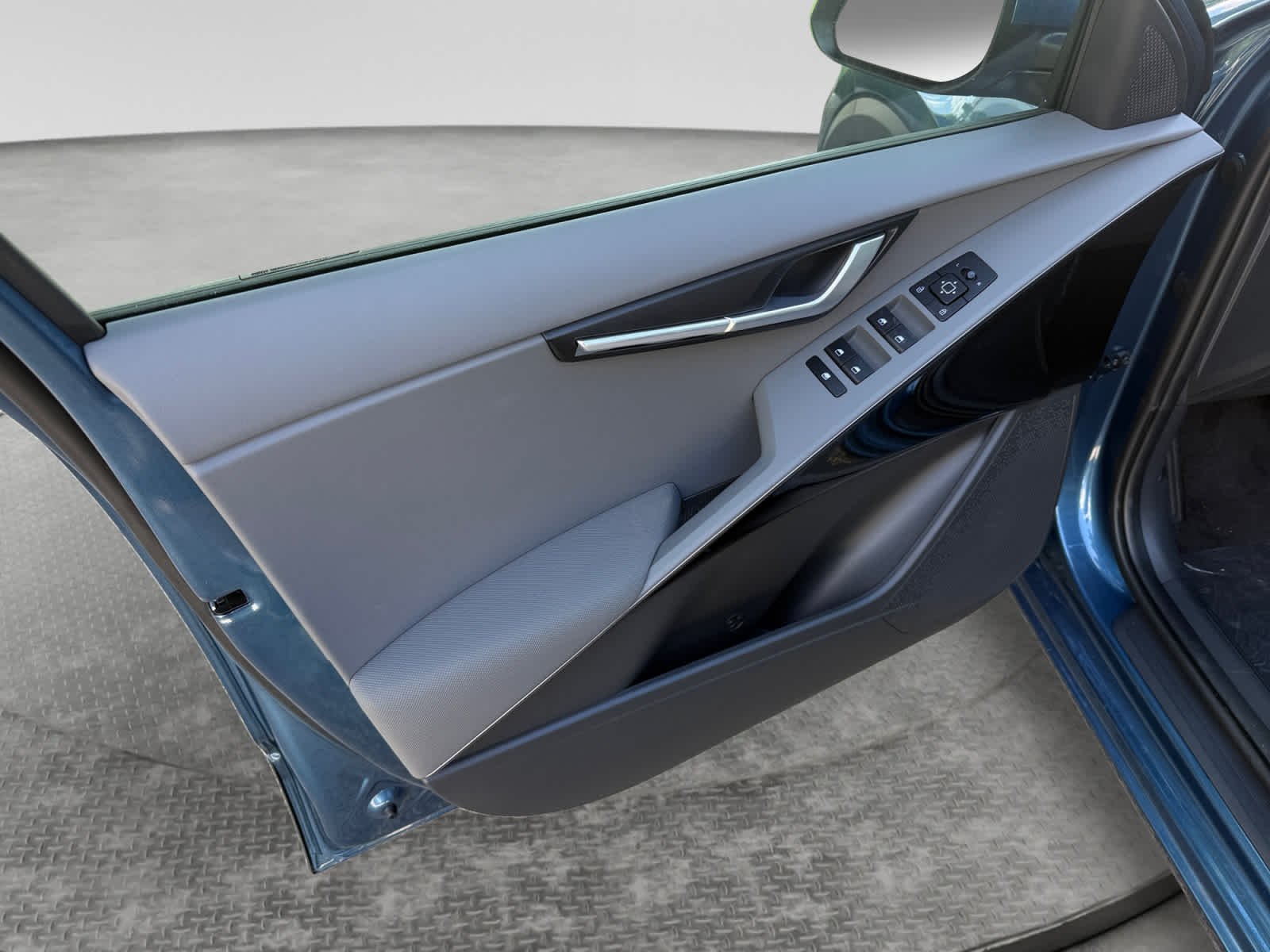New 2026 Mineral Blue Kia EX image 10