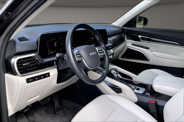 Used 2025 Gray Kia S image 11