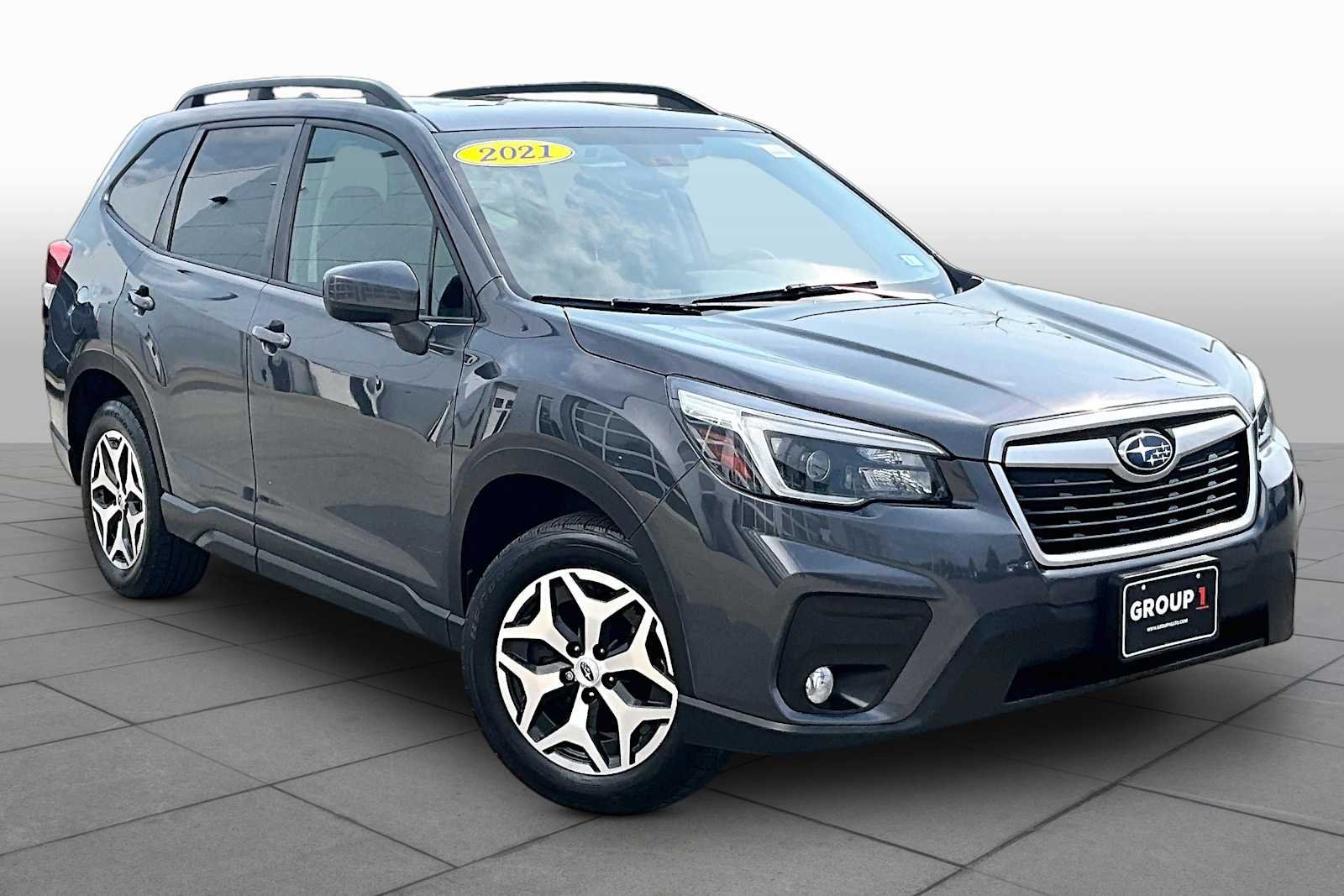 Used 2021 Magnetite Gray Metallic Subaru Premium image 3