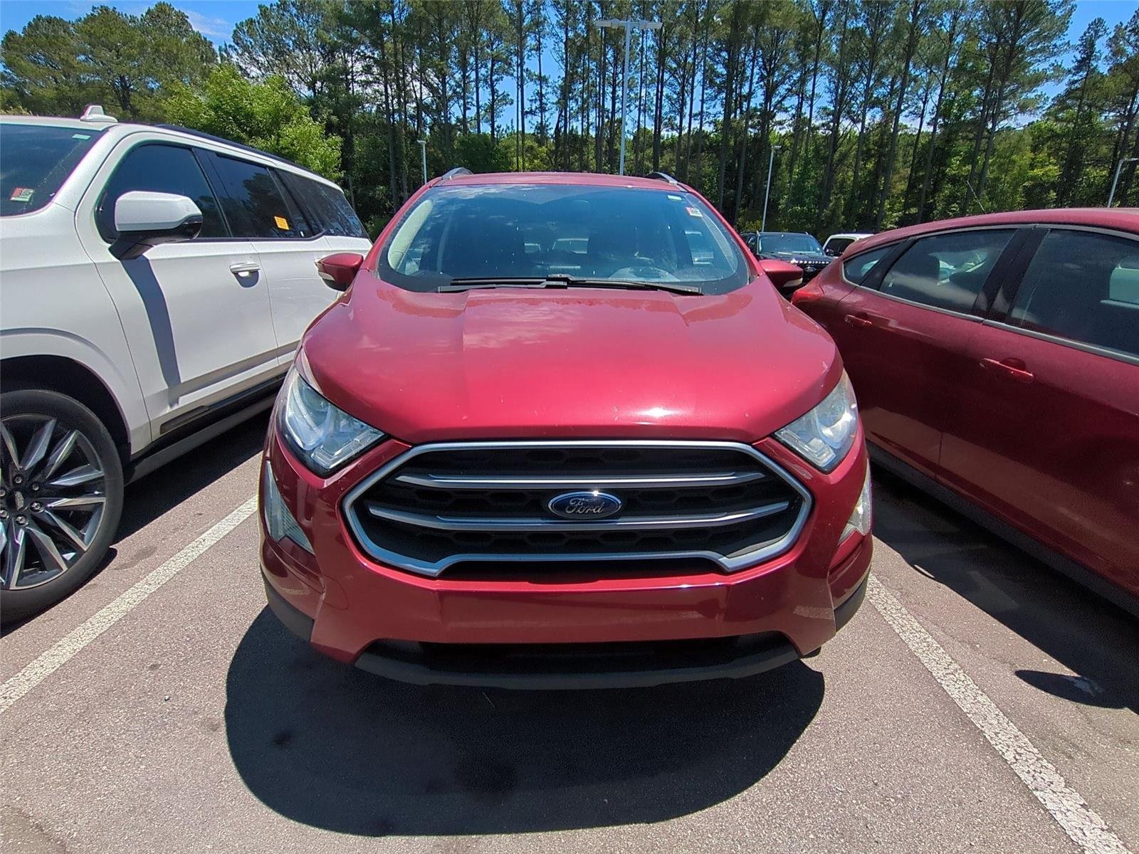 Used 2020 Ruby Red Metallic Tinted Clearcoat Ford SE image 2